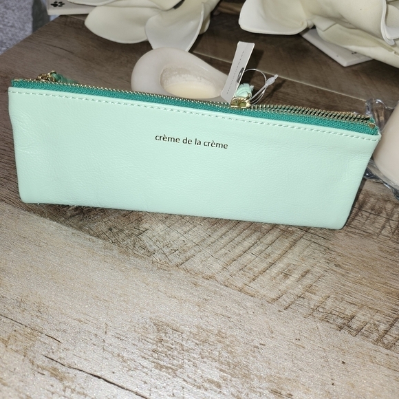 Anthropologie Handbags - NWT Anthropologie Mint Green Women's Envelope wallet